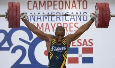 Lesman Paredes fue la gran figura de Colombia, con tres oros y récords panamericanos. 