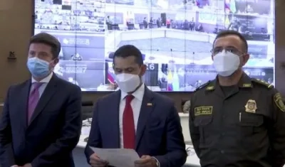 El Gobierno Nacional ratificando los dispositivos de seguridad.