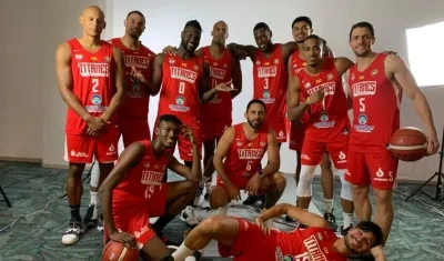 Elenco de Titanes para la temporada 2021. 