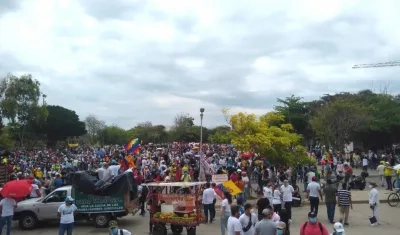 Imagen de la concentración en la Plaza de la Paz.