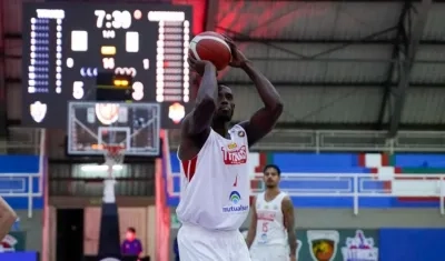 Juan Diego Tello fue el más valioso de la noche. 