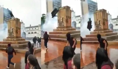 Secuencia del derrumbamiento de la estatua.