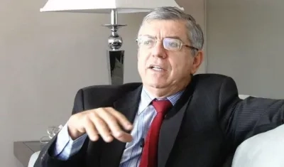 César Gaviria, director del Partido Liberal.