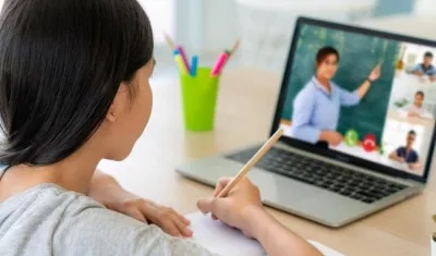 Los niños y adolescentes están expuestos en su seguridad en las plataformas digitales.