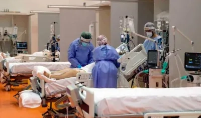 Hasta la ocupación de camas UCI han reducido España. 