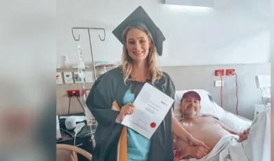 Kassidy Fischer con su padre. 