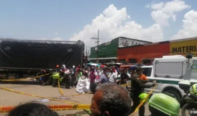 La Policía acordonó el lugar de los hechos. 