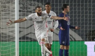 Karin Benzema celebra un gol. 