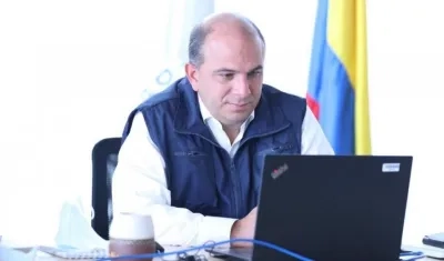 El Defensor del Pueblo, Carlos Camargo.