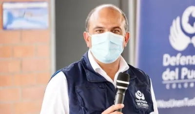 El Defensor del Pueblo, Carlos Camargo.