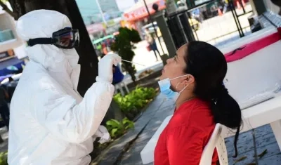 Toma de muestras de Covid-19 en Santa Lucía, Atlántico.