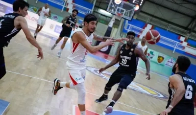 Selem Safar, jugador de Titanes. 