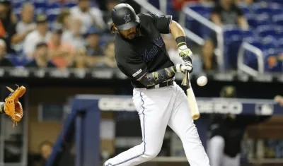 Jorge Alfaro, receptor de los Marlins. 