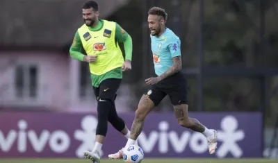 Neymar durante los entrenamientos de Brasil. 