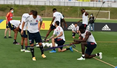 Jugadores de la Selección Colombia durante el entrenamiento. 