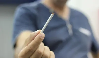 En el país, unas 34.000 personas mueren cada año por patologías asociadas al tabaco.