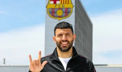 Kun Agüero se viste de culé.