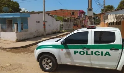 La Policía acordonó el lugar donde ocurrieron los hechos. 