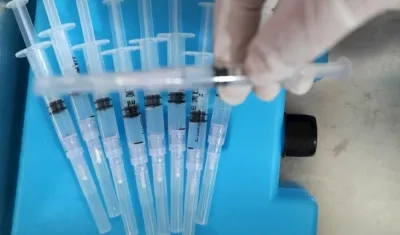 Sinovac es el sexto fabricante con su vacuna en entrar en la lista de uso de emergencia.