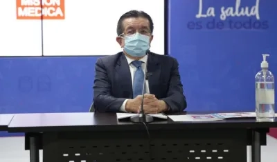 Ministro de Salud, Fernando Ruíz.