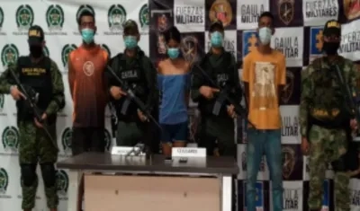 Tres de los capturados en el operativo en Soledad. 