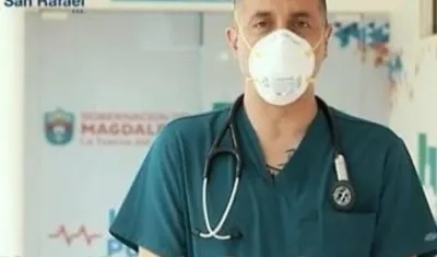 El presunto intensivista falso Diego Posada.