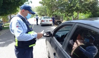  Se recomienda a los viajeros acatar las normas viales y evitar conductas que pongan en riesgo la seguridad vial del Atlántico. 