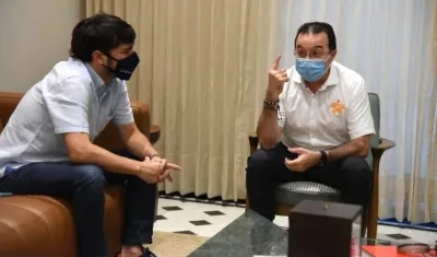 El Alcalde Jaime Pumarejo con el Director Nacional del Sena, Carlos Mario Estrada.