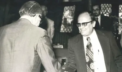 Uninorte reconoció la valiosa contribución de José Tcherassi Guzmán para el desarrollo de la institución.