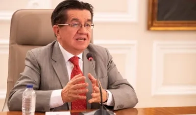 Fernando Ruiz, ministro de Salud.