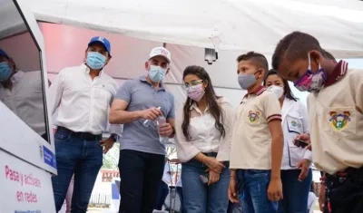  El viceministro de Conectividad, Walid David Jalil, estuvo en Piojó en la entrega del Centro Digital en El Cerrito.