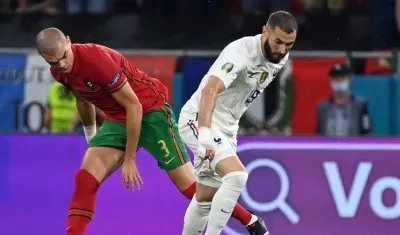 Pepe marcando a Benzema. 