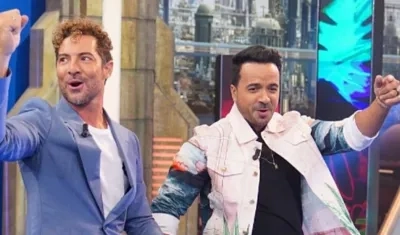 David Bisbal y Luis Fonsi, cantantes.