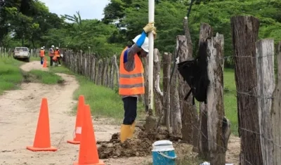 El proyecto ya avanza con la instalación de los primeros circuitos eléctricos. 