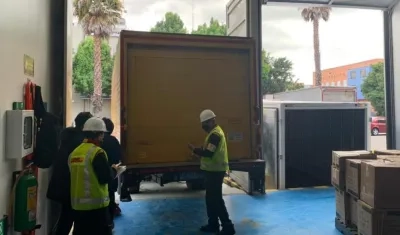 Llegada de nuevo lote de vacunas de Pfizer a Colombia.