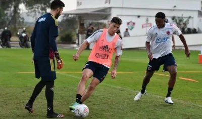Matheus Uribe durante un entrenamiento. 