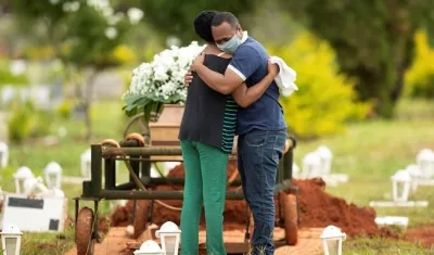 Muchos brasileños han perdido a sus familiares por culpa del virus. 