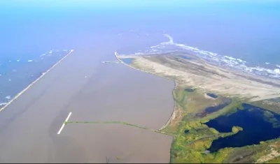 Soledad de dragado en el puerto de Barranquilla.