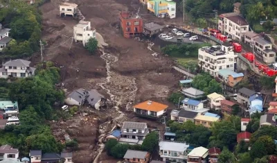 El alud de tierra en el municipio de Atami en Japón.