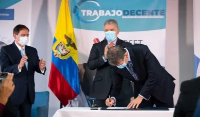 La firma del Pacto por el Trabajo Decente.
