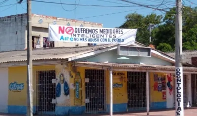 Rechazo a medidores inteligentes.