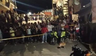 La comunidad del municipio está conmocionada por el triple crimen. 