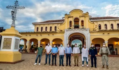 Comitiva que partió desde Mompox.