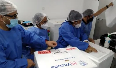 Llegaron las primeras vacunas de Moderna para el Covid-19 a Barranquilla.