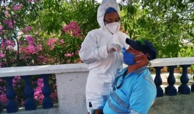 Las pruebas para detectar el coronavirus siguen haciéndose en todo Colombia.
