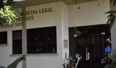 El cuerpo de la víctima fue llevado a Medicina Legal. 