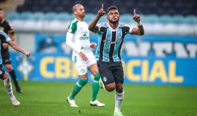 Celebración del gol de Miguel Ángel Borja.