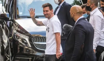 Lionel Messi a su llegada al hotel. 