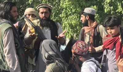 Talibanes controlan varias provincias en Afganistán.