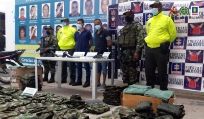 Los dos asegurados estarían inmersos en delitos en La Guajira. 